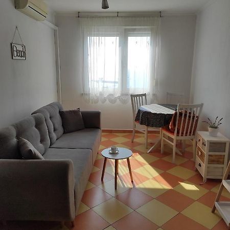 Sunny Apartment In 里耶卡 外观 照片